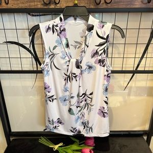 Women's Calvin Klein Small Floral Blouse cap Sleeve top